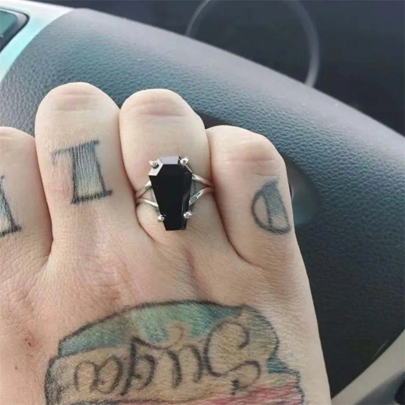 Punk Gothic Black Rhombus Zircon Ring