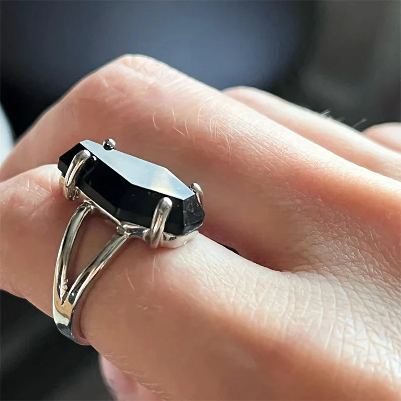 Punk Gothic Black Rhombus Zircon Ring