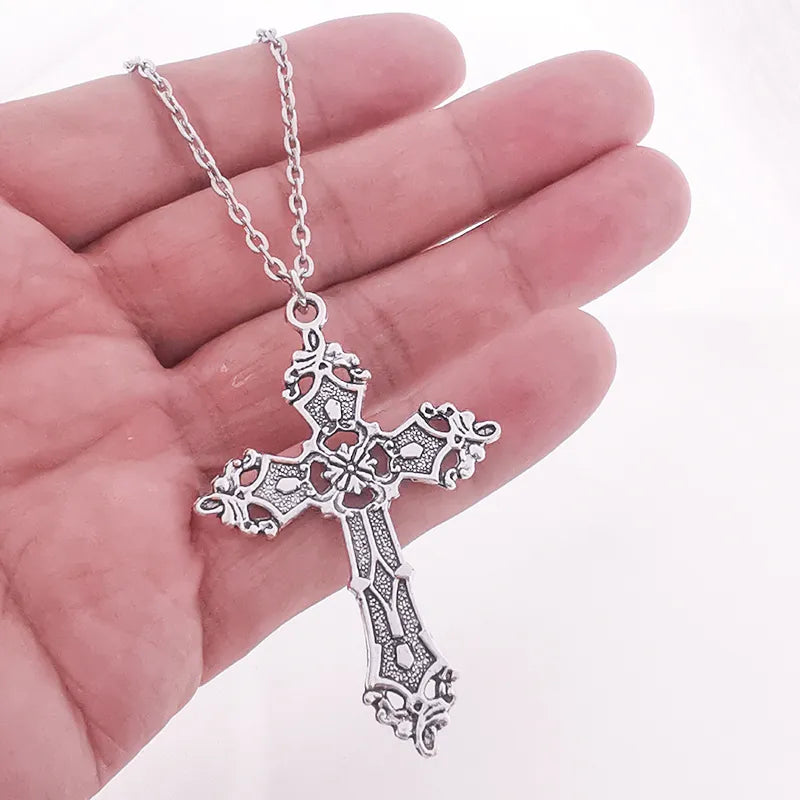 Vintage Look Cross Pendant Necklace